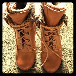 Charlotte Russe Size 61/2 Boots
